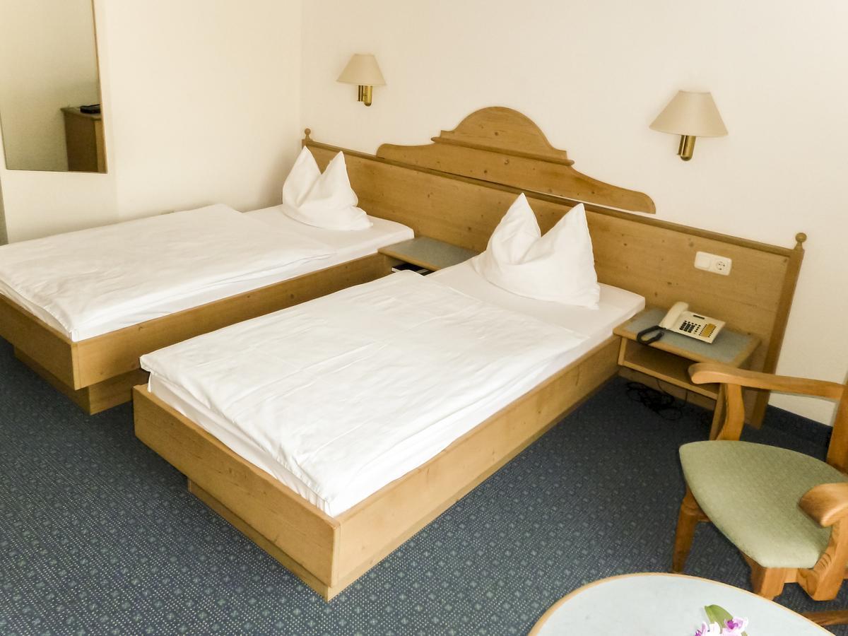 Hotel Zur Werra Schmalkalden Eksteriør bilde